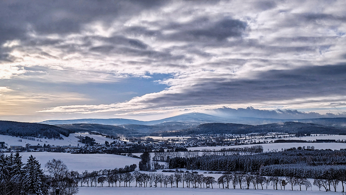 Der untere Rundgang beim 807 Meter hohen Scheibenberg. Foto: Chris Bergau